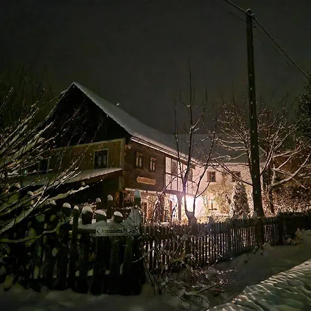 Holiday home Kuznia Nad Bobrem- Dom Na Wylacznosc Przezdziedza